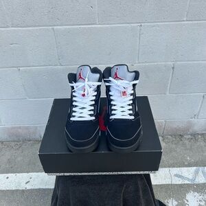 Air Jordan 5 Retro OG Black Metallic Reimagined